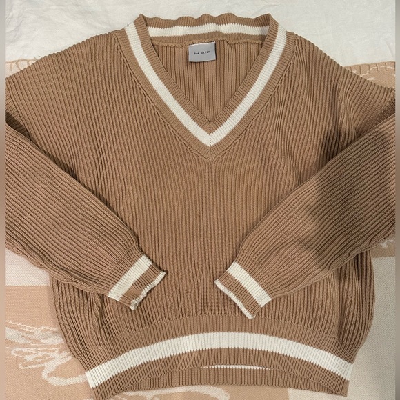 Rue Stiic Varsity Sweater - Picture 2 of 3